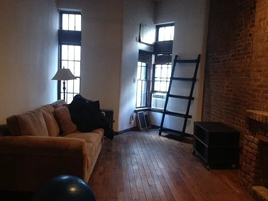 Rented by America Mecca Realty LLC | media 22