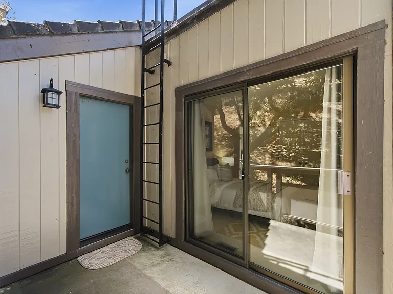 2411 Carlmont Dr #107 — Photo 32