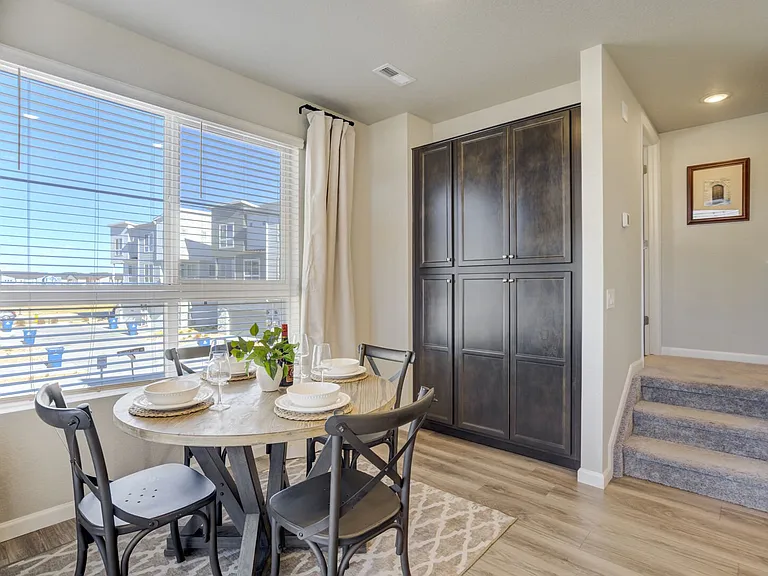 10587 Spectrolite Point — Photo 18