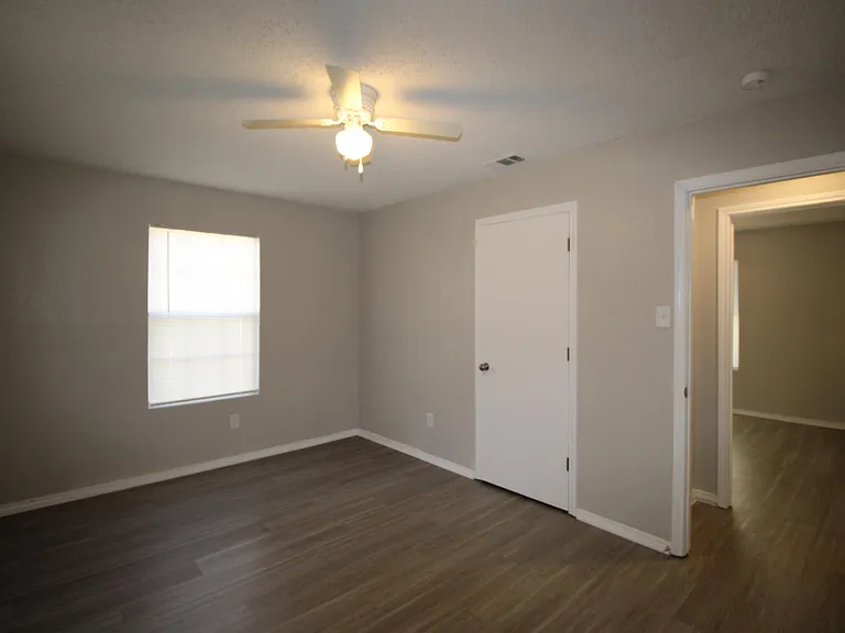 128 Pierce Dr — Photo 7