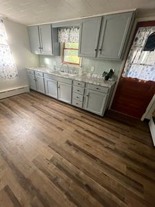 65 Courtright Ave, Wilkes Barre, PA, 18702
