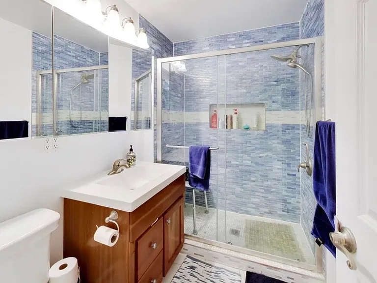 157 Walton St — Photo 13