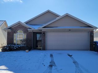 1949 Millbank Rd, Lexington, KY 40511