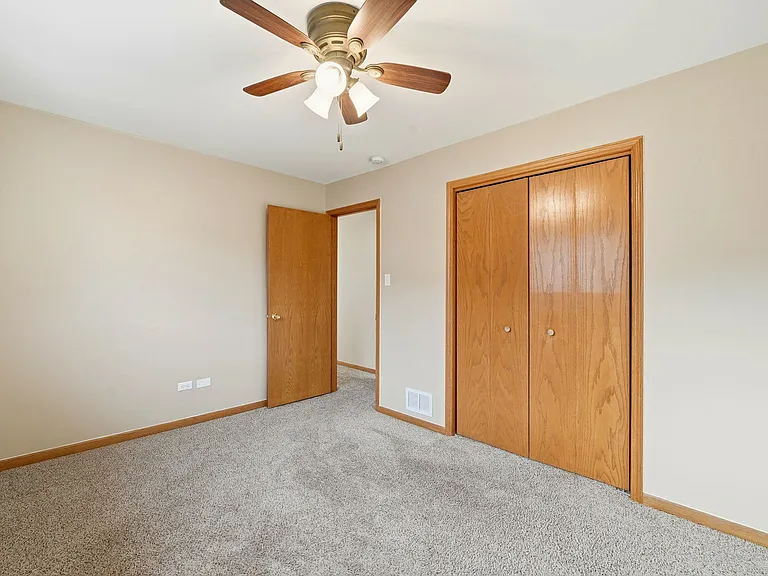 4311 N Grace St #2 — Photo 13
