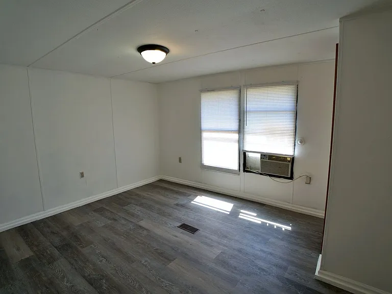 1111 Alexandria Rd SW — Photo 11