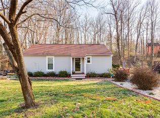 10107 Redbridge Rd, North Chesterfield, VA 23236