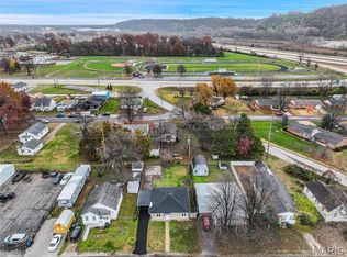 624 Minnie Ave, Dupo, IL 62239