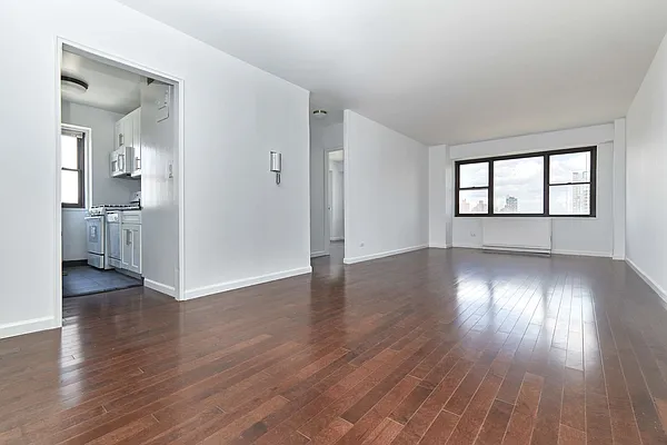 Rented by PocketBroker Inc | media 10