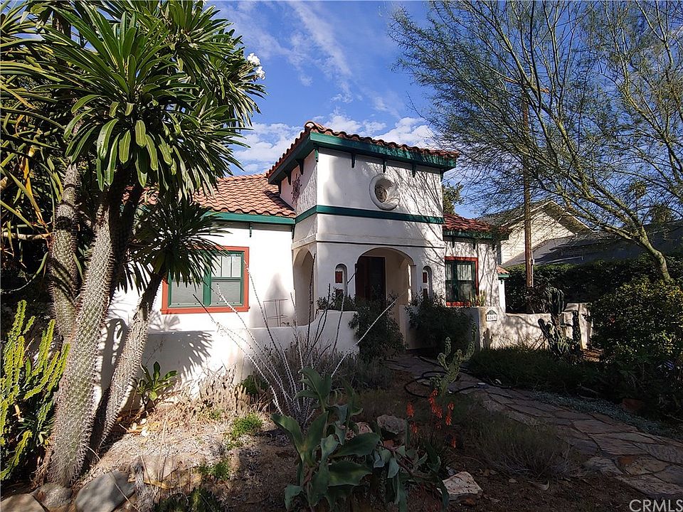 2nd image of 4069 Linwood Pl