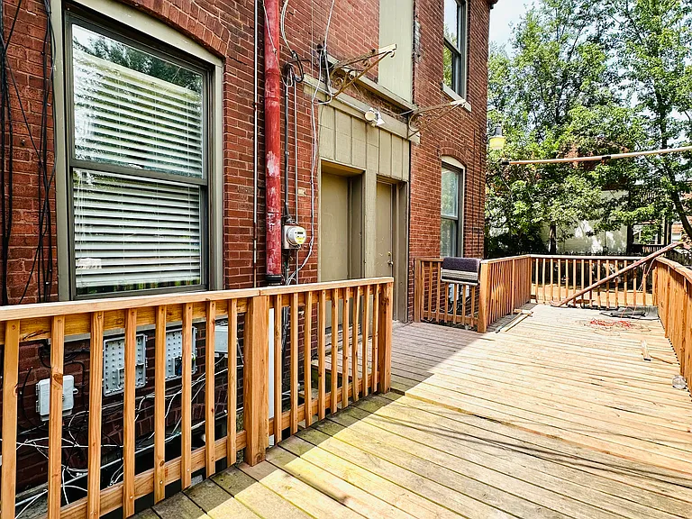 3201-3209 Arsenal St #3203 — Photo 10