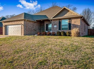 2074 Spring Creek Ave, Springdale, AR 72764