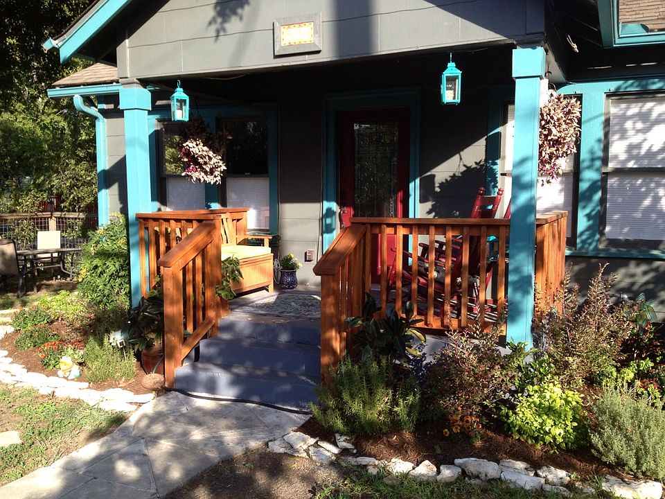 1st image of 2101 Oxford Ave #1