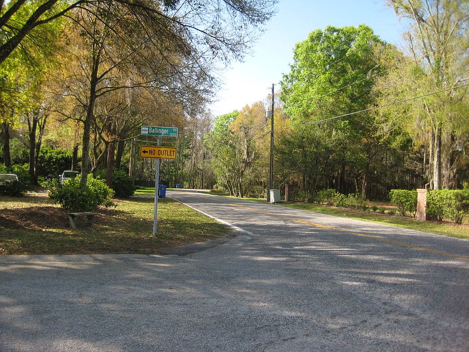 2nd image of 1205 Ballinger Rd