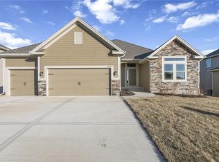 10915 N Corrington Ave, Kansas City, MO 64156