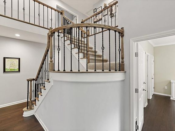 5th image of 1774 Benningfield Dr SW