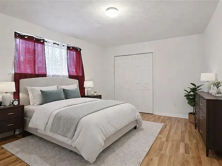 7551 Oak St — Photo 11