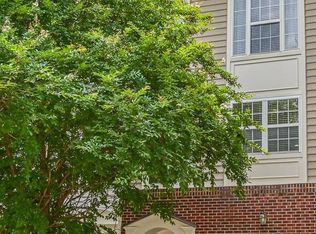 4142 Timber Log Way, Fairfax, VA 22030