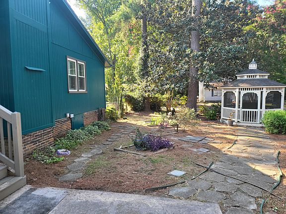 2nd image of 438 Grantham Rd