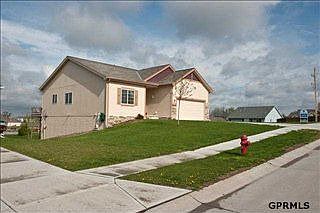 4th image of 11204 S 212th St