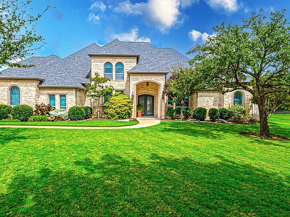 4th image of 8271 Glenwick Dr
