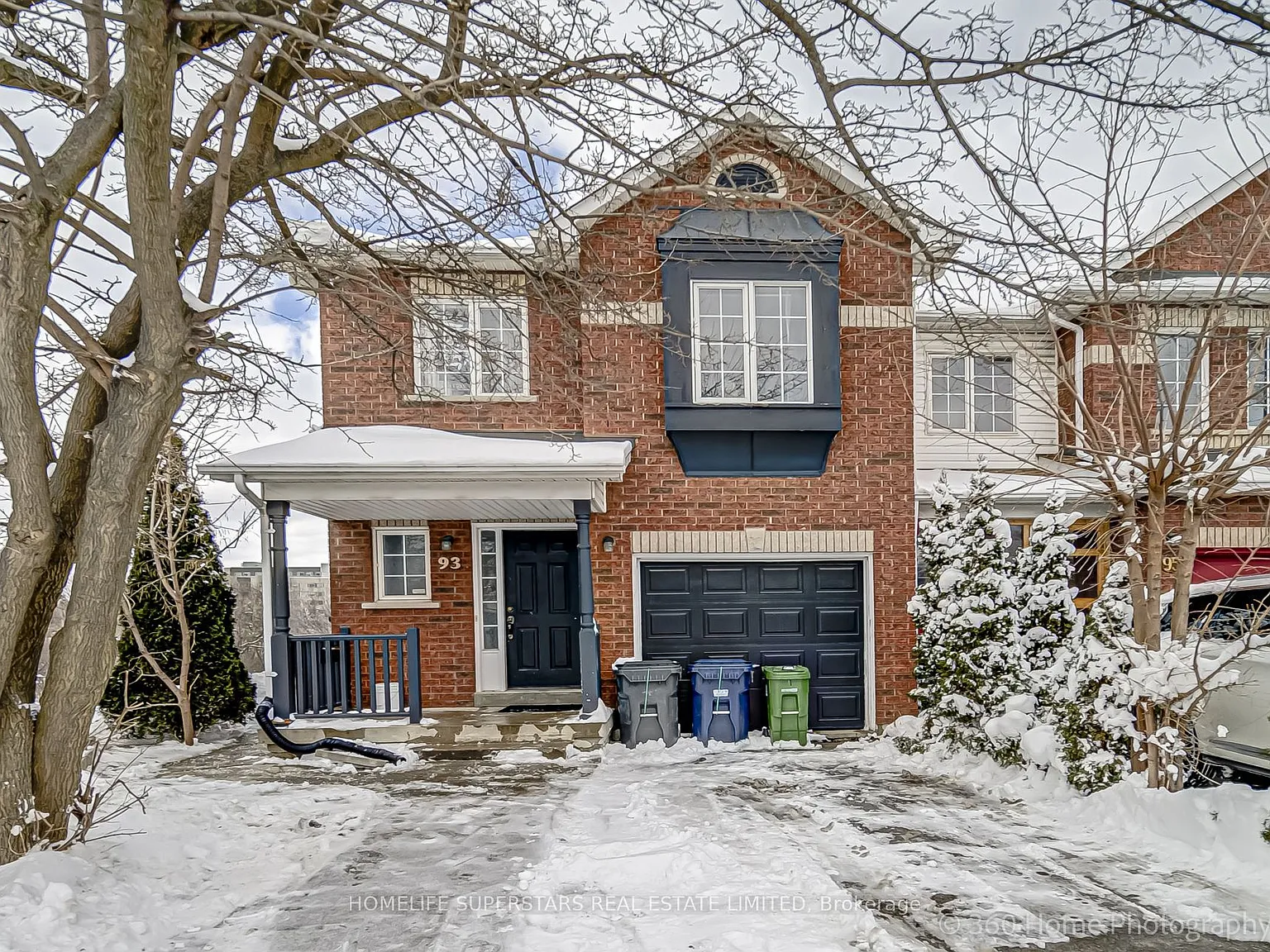 4 bed, $3,200 — Photo 1