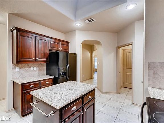 4th image of 2241 Laurel Forest Dr