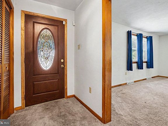 4th image of 1252 Barley Corn Sq