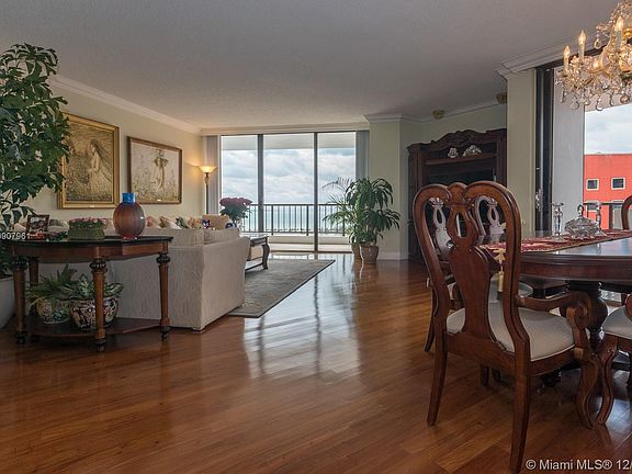 4th image of 1581 E Brickell Ave #Penthouse 105