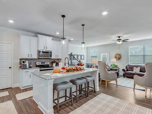 3rd image of 4662 Cypress Landing Way