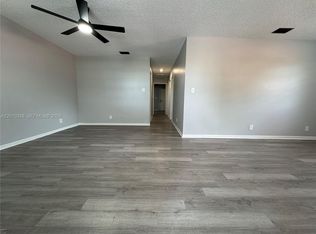 10947 NW 45th St, Pompano Beach, FL 33065