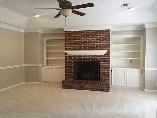 2nd image of 3984 Castlewood Pkwy