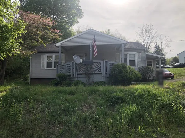 989 Big Spring Rd, Shippensburg, PA 17257