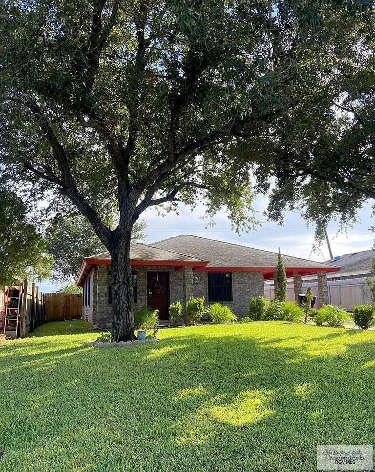 3 bed, 2.0 bath, 1031 sqft, $1,500 — Photo 3