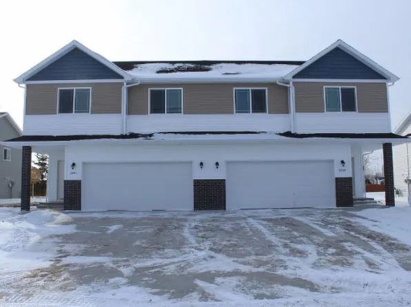 2239 35th Street Cir S, Moorhead, MN 56560