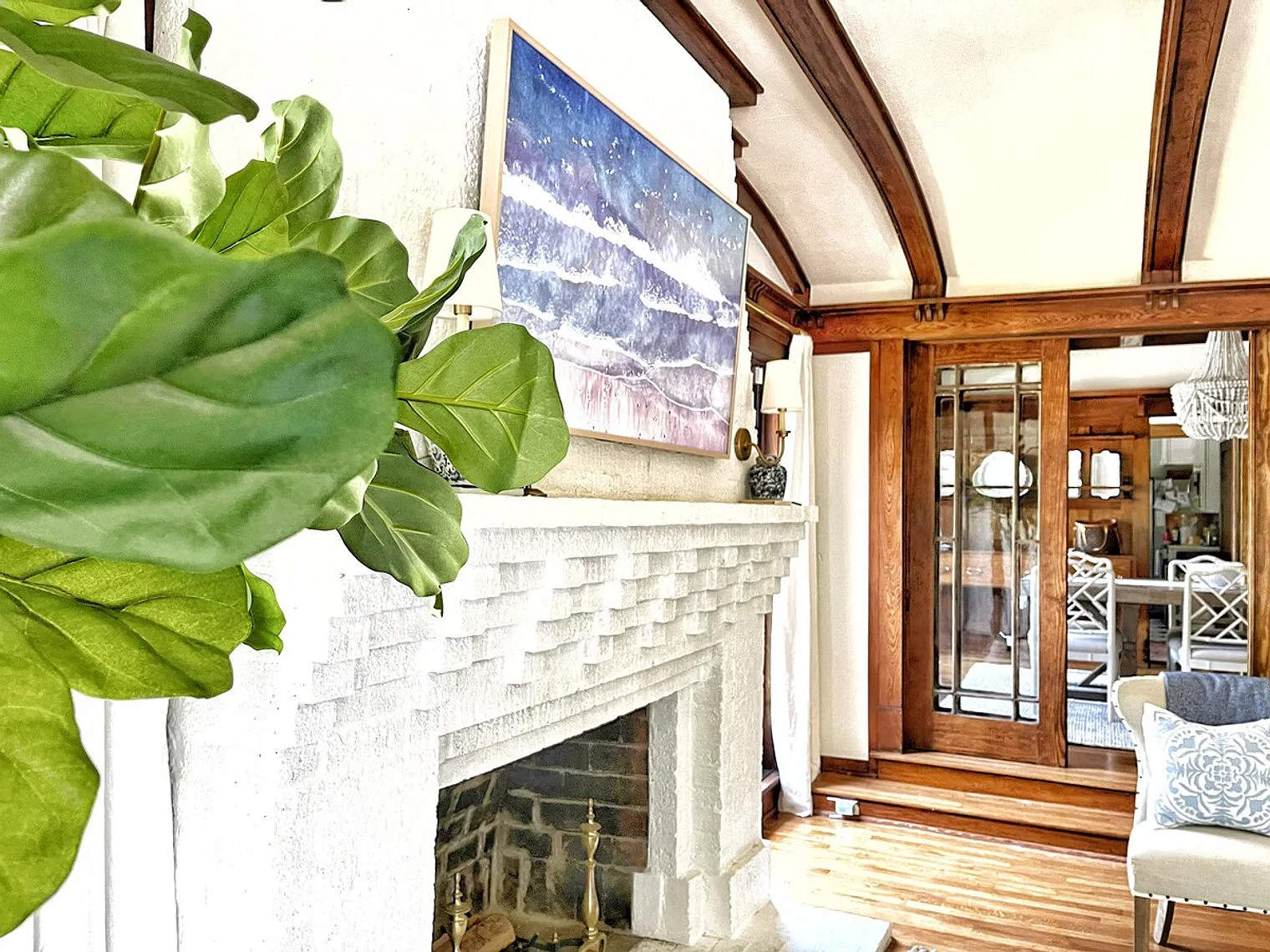 3 bed, 2.0 bath, 2389 sqft, $5,003 — Photo 3