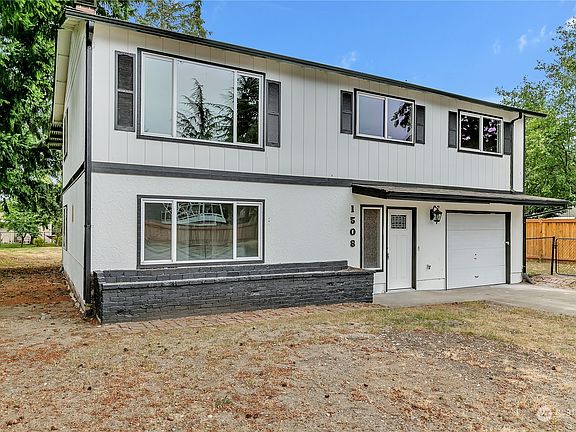4th image of 1508 Norpoint Way NE