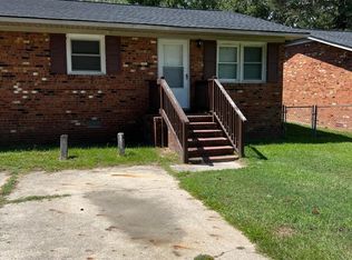 4925 Fieldcrest Dr, Fayetteville, NC 28303