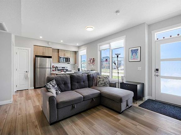 4th image of 20944 SW Seton Way SE