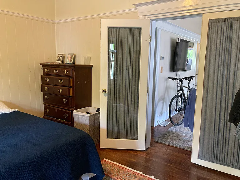 1808 Fairview St — Photo 3