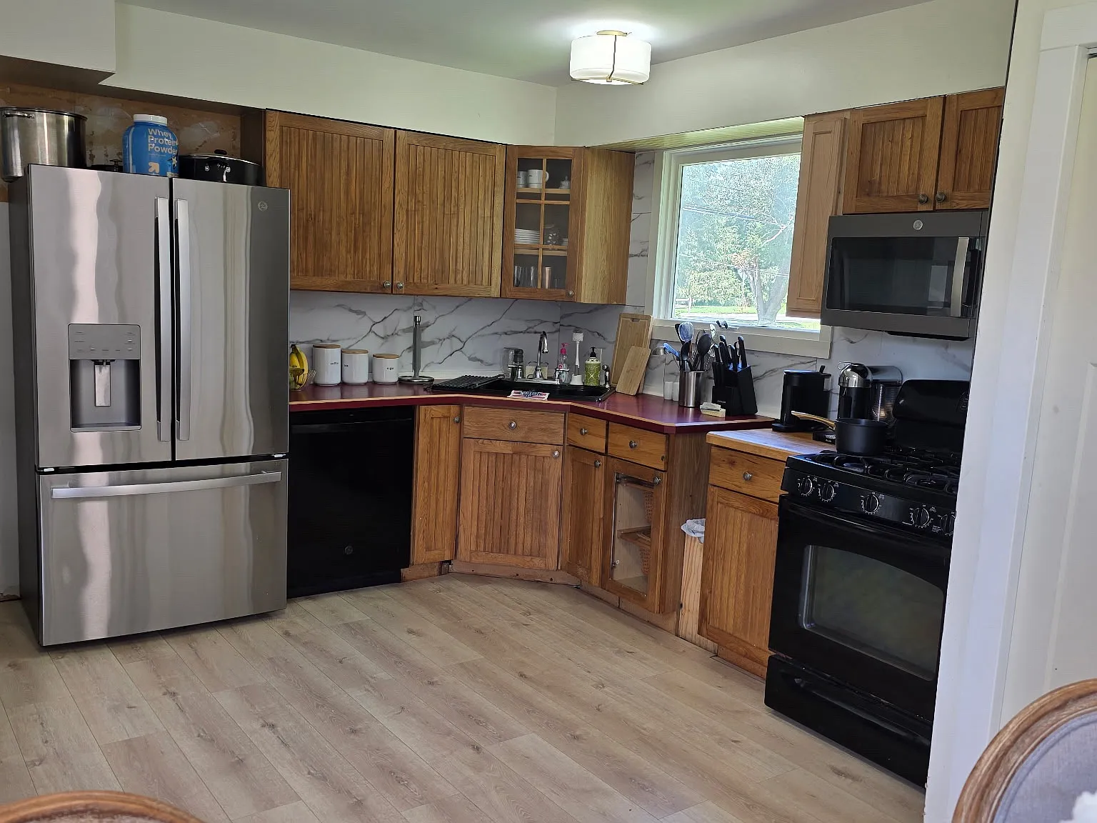 2 bed, 1200 sqft, $1,850 — Photo 4