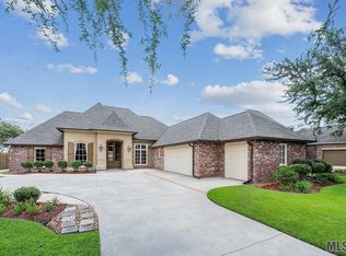 6268 Beau Douglas Ave, Gonzales, LA 70737