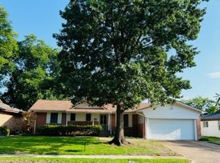 2816 Grove St, Irving, TX 75060