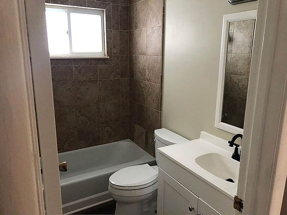 3rd image of 3381 Northwest Dr