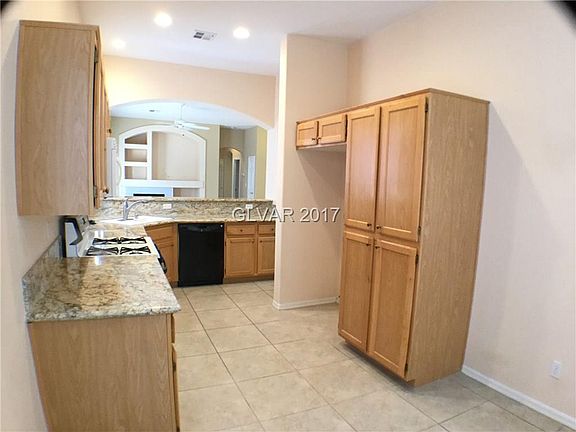 4th image of 9271 Alpine Bliss St #0