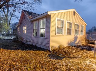 633 Oscar St, Muskegon, MI 49445