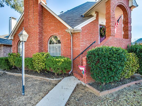 3rd image of 1711 Creekway Dr