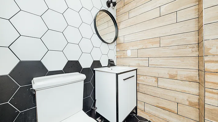 Rented by Nooklyn NYC LLC | media 55