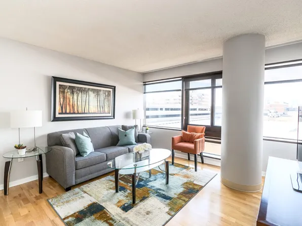 127 Greyrock Pl, Stamford, CT