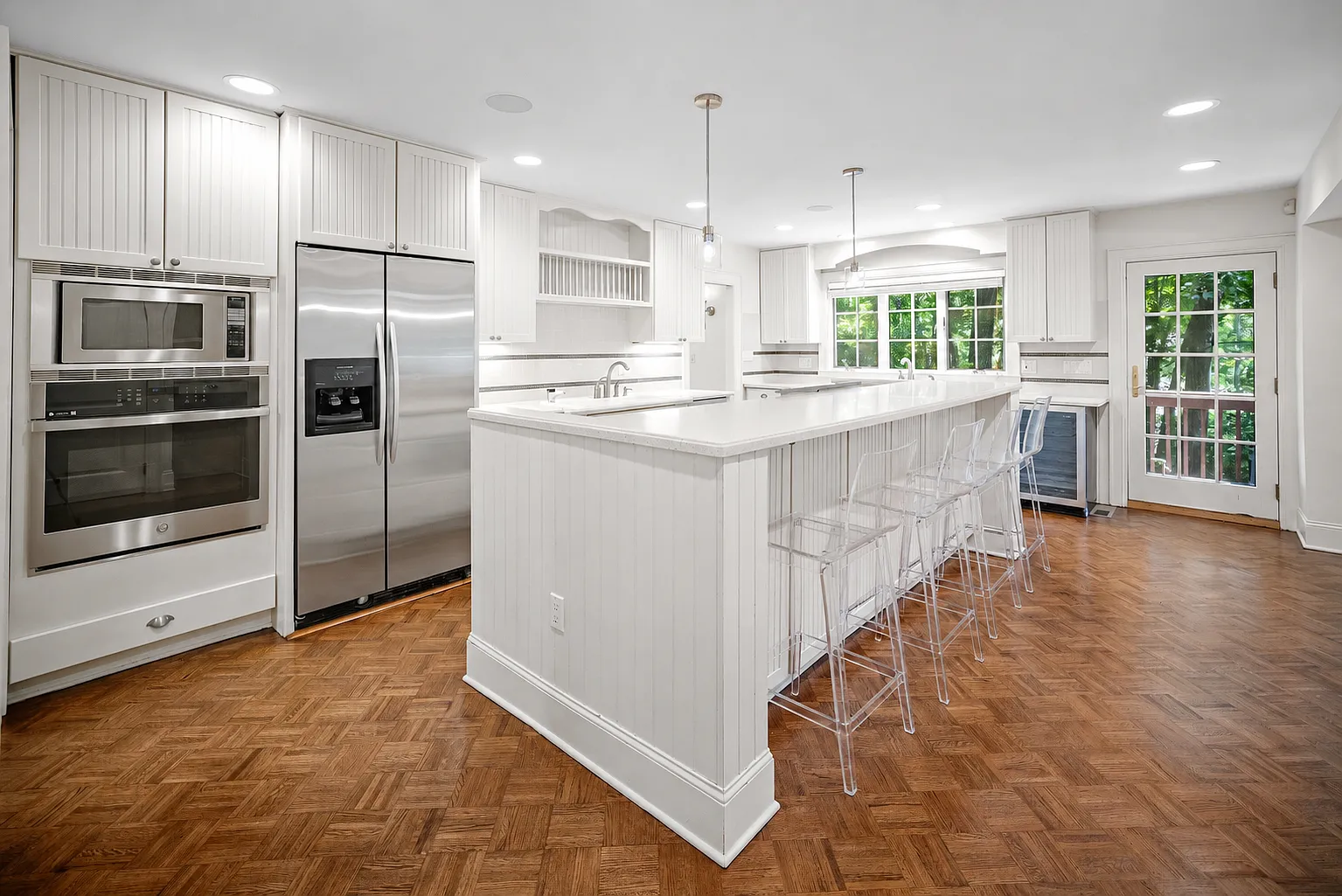 4 bed, $10,000 — Photo 4