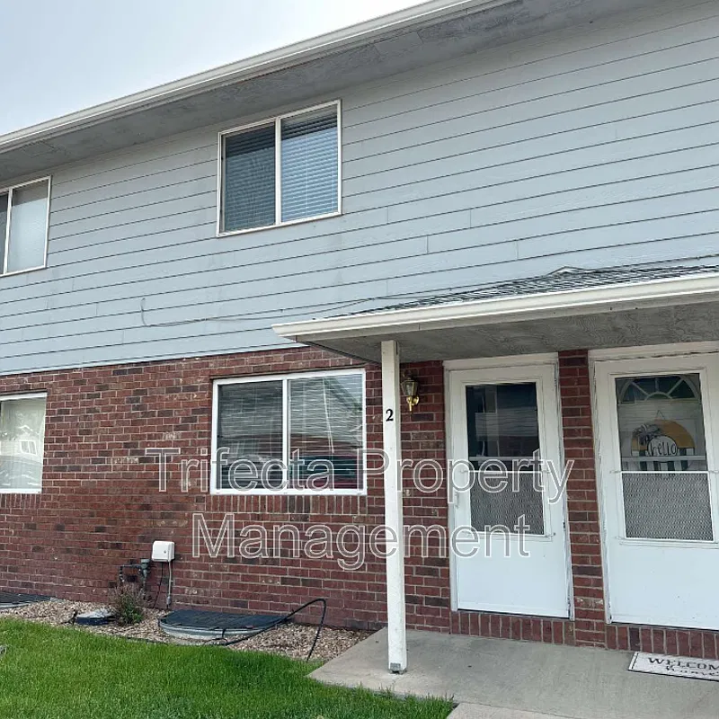 2 bed, 1.5 bath, 1535 sqft, $1,525 — Photo 1
